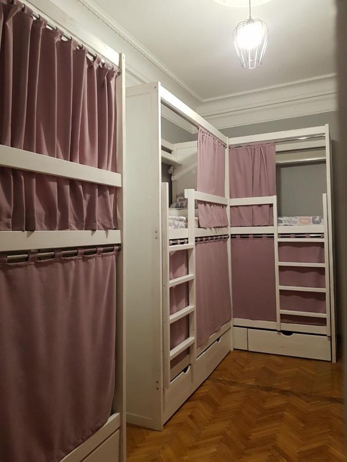 Булгакоff Hostel Kiev Ngoại thất bức ảnh
